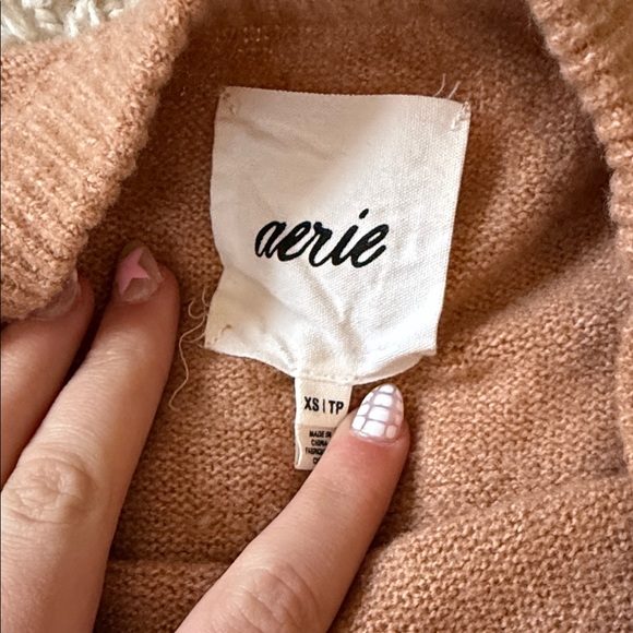 Aerie Women's Warm Brown Crew Neck Sweater - Picture 2 of 3